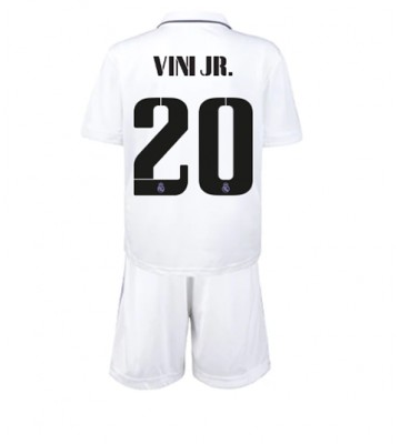 Real Madrid Vinicius Junior #20 babykläder Hemmatröja barn 2022-23 Korta ärmar (+ Korta byxor)